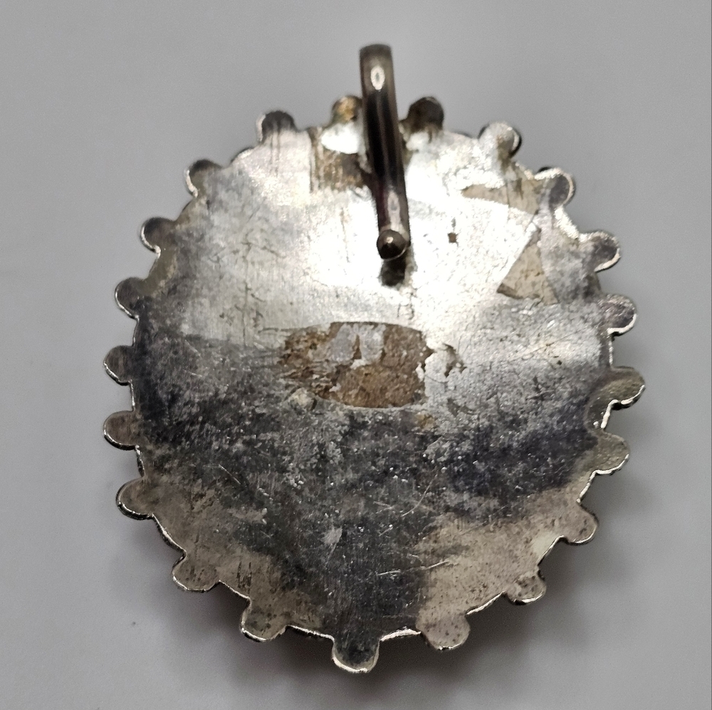 Charm - Picture 4 of 5